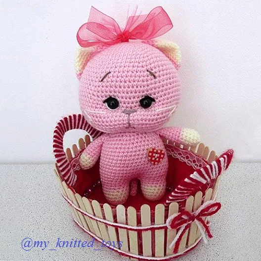 схема Розовый котёнок крючком амигуруми